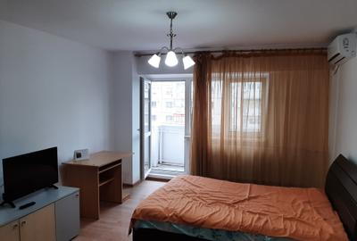 Garsonieră decomandată, mobilată în 13 Septembrie - 1