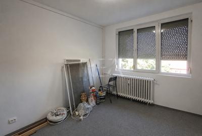 Apartament cu 2 camere decomandat în Titan - 3