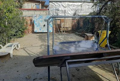 Casă cu 4 camere cu Teren 300 Mp în Andronache