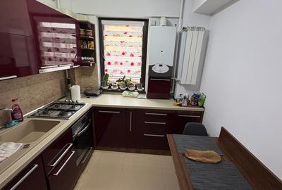 Apartament cu 3 camere decomandat, mobilat în Bucureștii Noi