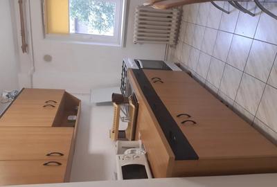 Inchiriez apartament - 2