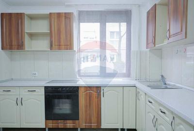 Apartament cu 2 camere de vanzare in zona Rogerius - 3