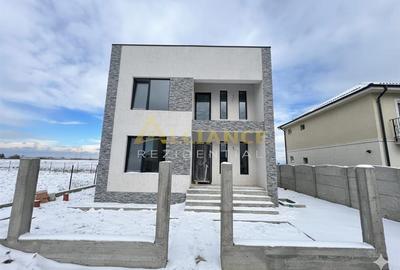 Casă individuală cu 5 camere cu Teren 560 Mp în Berceni - 3