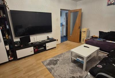 Vand apartament trei camere ,zona Aparatori Patriei!! - 2