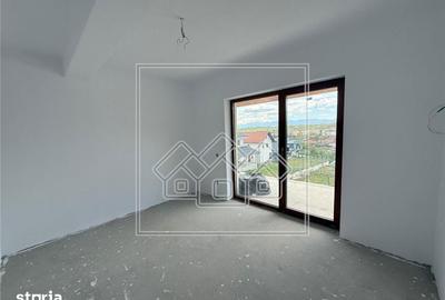 Casă cu 3 camere cu Teren 275 Mp în Central