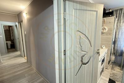 Apartament cu 4 camere decomandat în Carei - 20