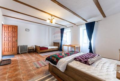 Casa / Vila cu 7 camere de vanzare - 32