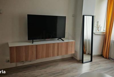 Apartament cu 2 camere semidecomandat în Magheru - 1