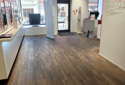 Inchiriem spatiu comercial cu vitrina stradala in Centrul Istoric - 1