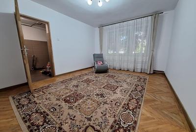 Apartament 2 camere ,zona Tractorul - 4
