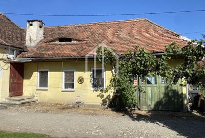 Casă individuală cu 3 camere cu Canalizare în Central - 18