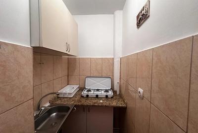 Garsoniera de inchiriat ?iglina 1, Str. Brailei, etaj 3 - 5