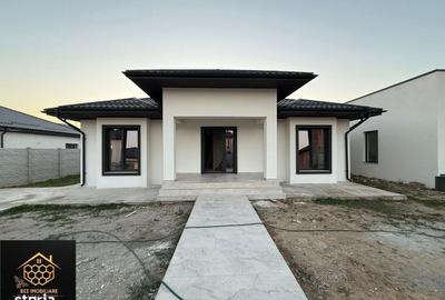 Casă cu 4 camere în Făcăi - 5