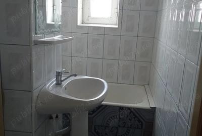 Inchiriez apartament 3 camere Micro 14, Buzau - 4