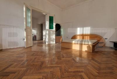 Cladire 3 camere, etaj intermediar, fatada platita, Piata Maria - 1