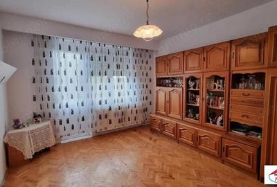 Casa cu etaj 440 mp zona Baritiu - 3