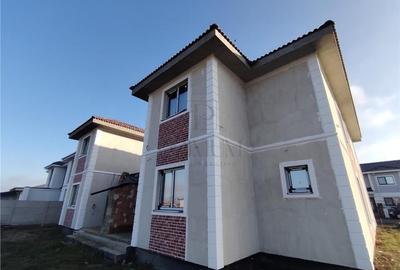 Duplex cu 5 camere cu Canalizare în Moșnița Nouă - 5