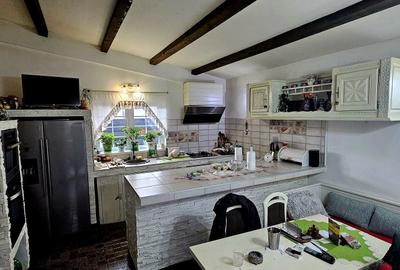 Casă cu 3 camere în Valea Adâncă - 3