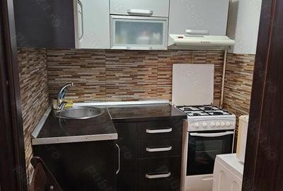 Apartament cu 2 camere semidecomandat în Central - 1