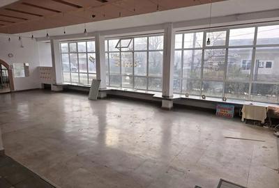 Spațiu comercial, de 180 mp, în Central - 5
