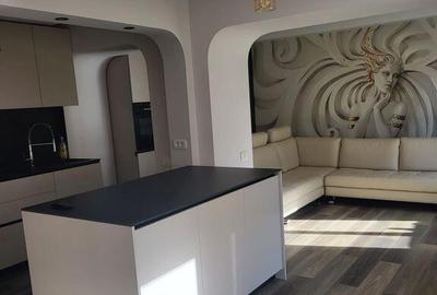 Casă cu 4 camere cu Teren 263 Mp în Faleza Nord