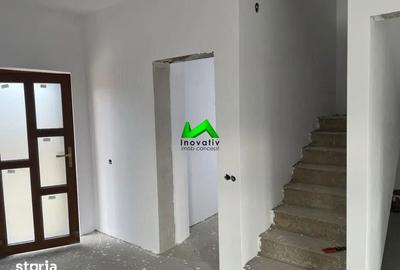 Casă cu 4 camere cu Teren 275 Mp în Central - 2