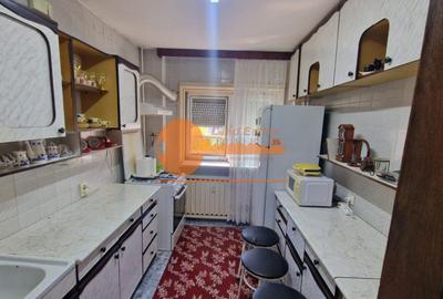 Apartament cu 4 camere semidecomandat, mobilat în Crângași - 14