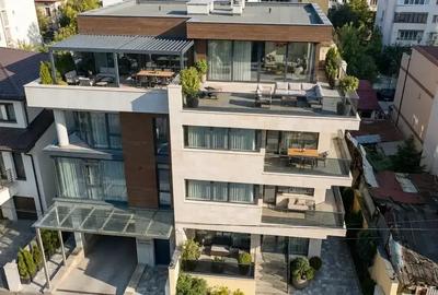 Casă cu 11 camere cu Teren 210 Mp în Floreasca