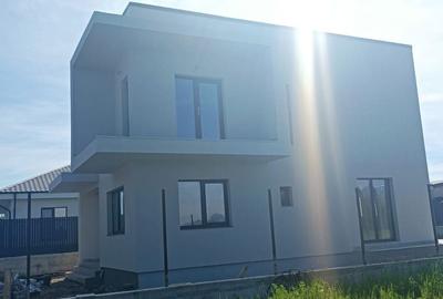 Casă cu 4 camere cu Teren 560 Mp în Hărman - 3