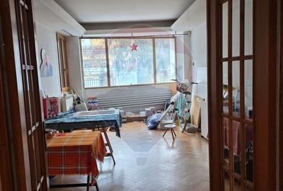 Casă cu 5 camere cu Teren 200 Mp în Grivița - 7