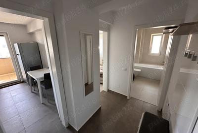 Garsonieră decomandată în Central