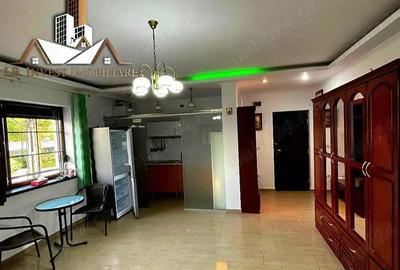 Apartament 2 camere la parter- curte comuna-Dumbravita 390E