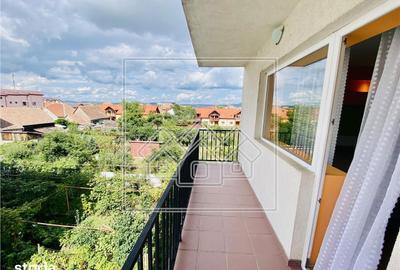Apartament cu 3 camere semidecomandat în Turnișor - 7