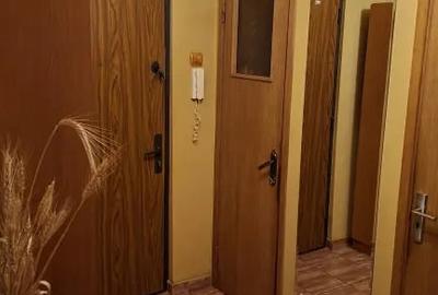 Apartament cu 4 camere decomandat în 1 Decembrie - 12