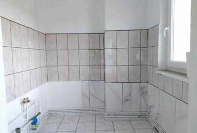 Baia Mare Garsoniera Bld Republicii Zona Parc Central - 4