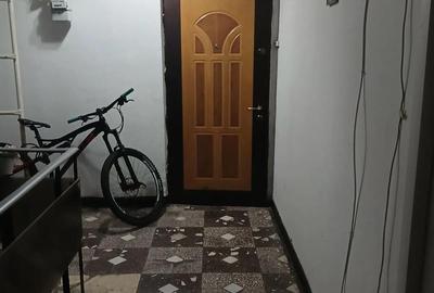 Apartament cu 3 camere decomandat în Central - 1