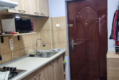 Garsonieră semidecomandată în Central