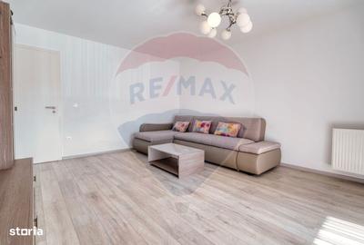 Apartament cu 3 camere decomandat, mobilat în Tractorul