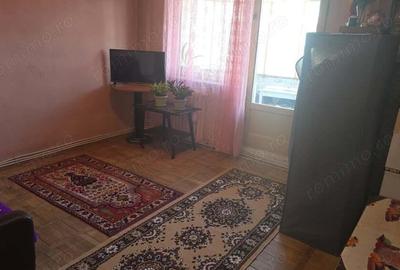 Vand apartament 3 camere decomandat in Deva. zona Lido (Casa de Pensii), etaj 2, bloc de 4 etaje - 10