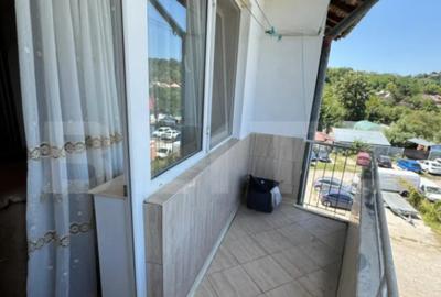 Apartament cu 3 camere semidecomandat în Central - 12