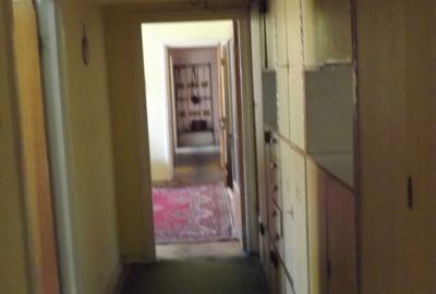 Apartament cu 4 camere semidecomandat, mobilat în Central - 8