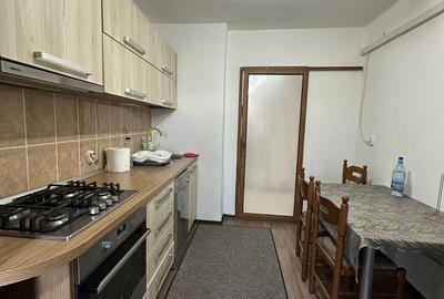 Apartament cu 2 camere decomandat în Școlilor - 17