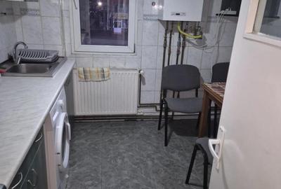 Apartament cu 2 camere semidecomandat în Astra