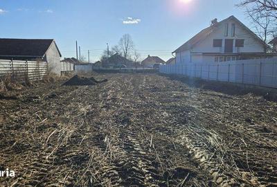 Teren de 1267 mp, în Central