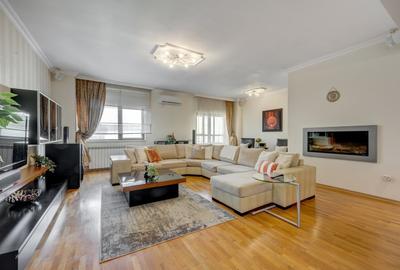 Apartament cu 4 camere decomandat, mobilat în Moșilor - 1