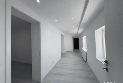 Casă cu 3 camere cu Teren 480 Mp în Roman - 8