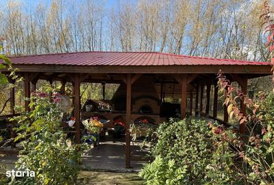 Casă cu 4 camere cu Teren 8800 Mp în Girov - 2