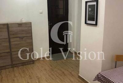 Apartament cu 3 camere în Central - 2