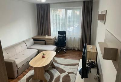 Apartament cu 2 camere decomandat în Calea București - 3