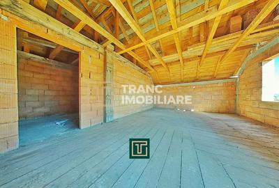 Casă cu 5 camere cu Teren 500 Mp în Aluniș - 13